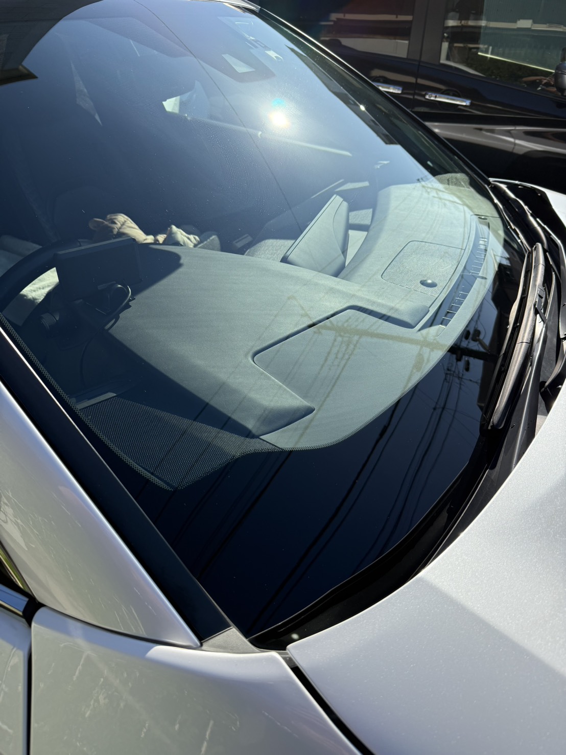 フロントグリル洗車後（After）