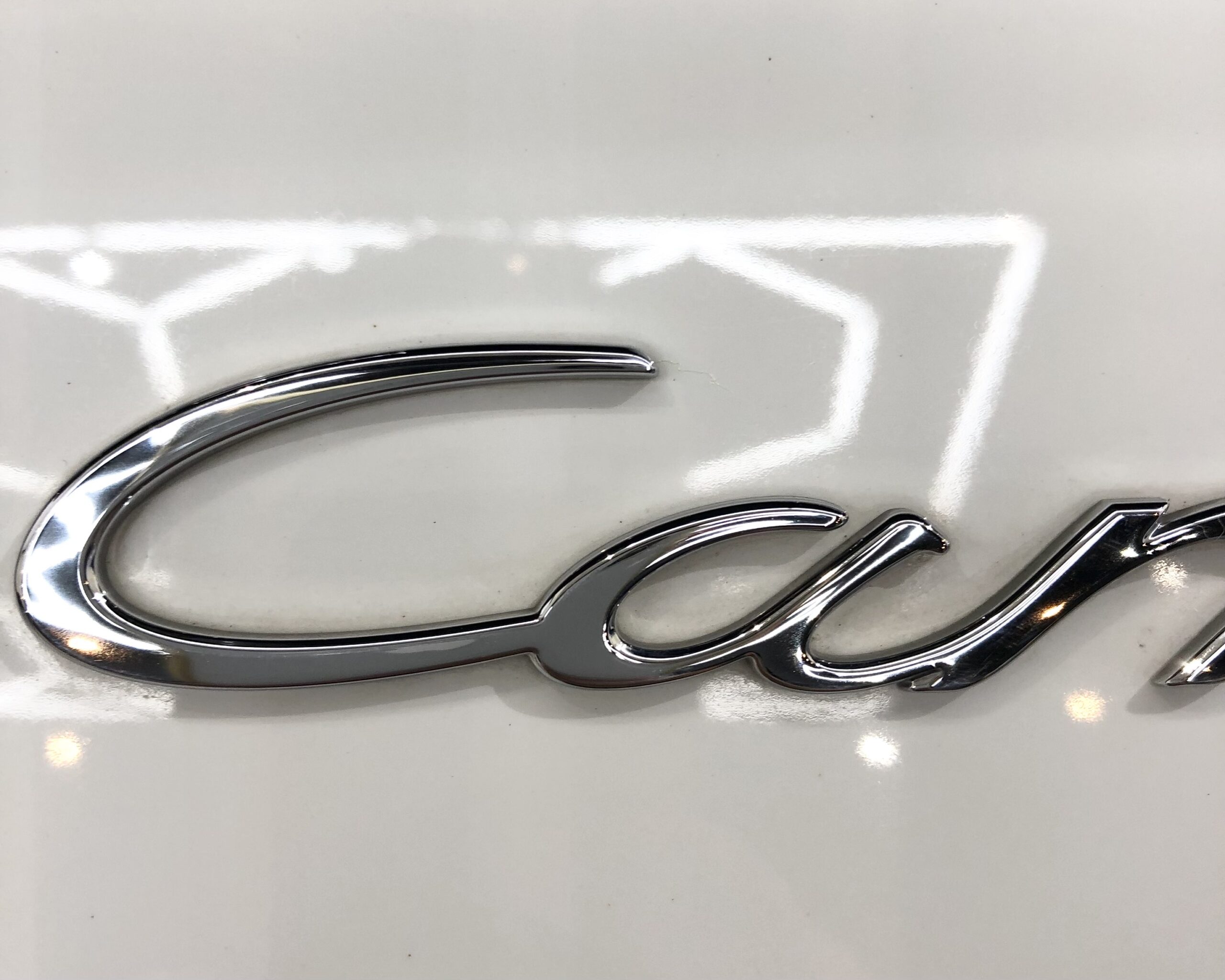 ポルシェ 911  カレラ S エンブレム