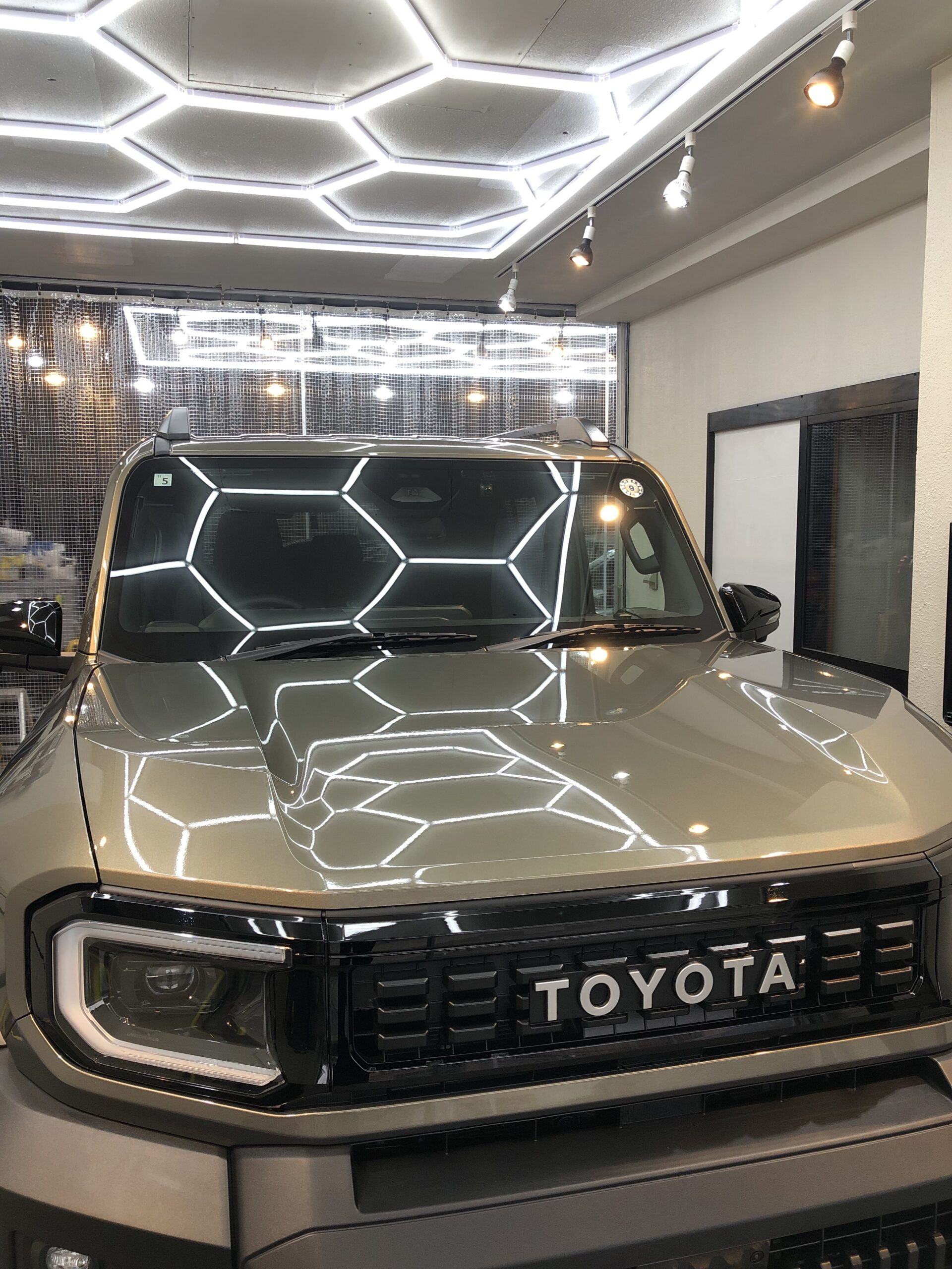 トヨタ ランドクルーザー FJ セラミックコーティング施工後2