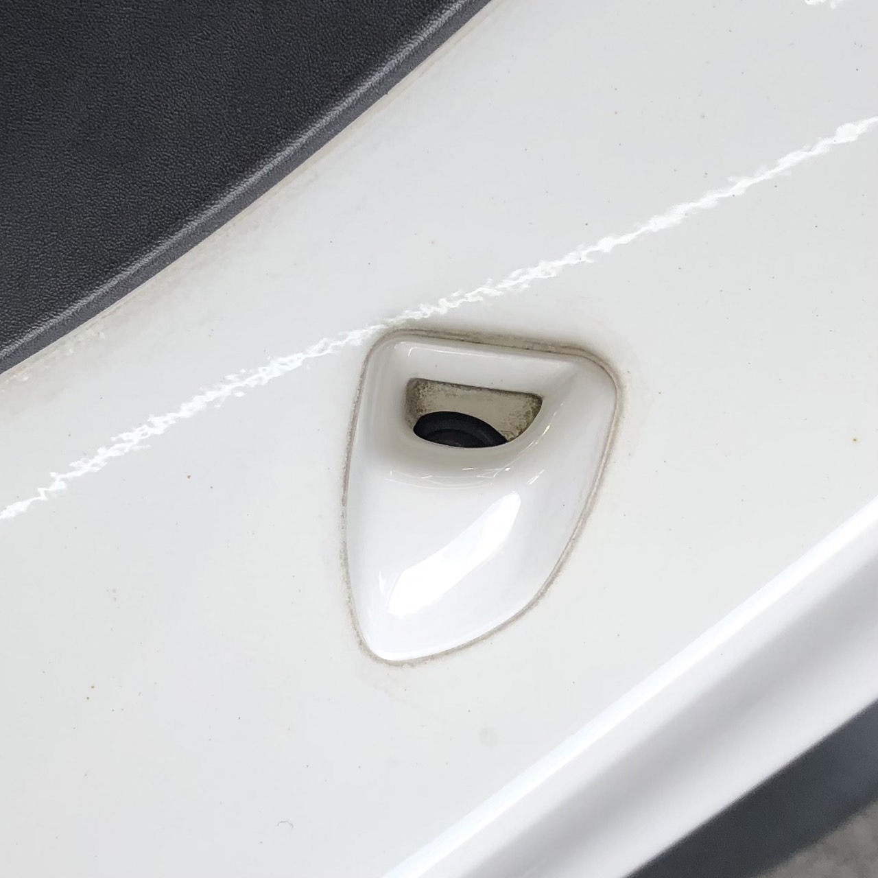 アバルト 124 スパイダー 細部 施工前