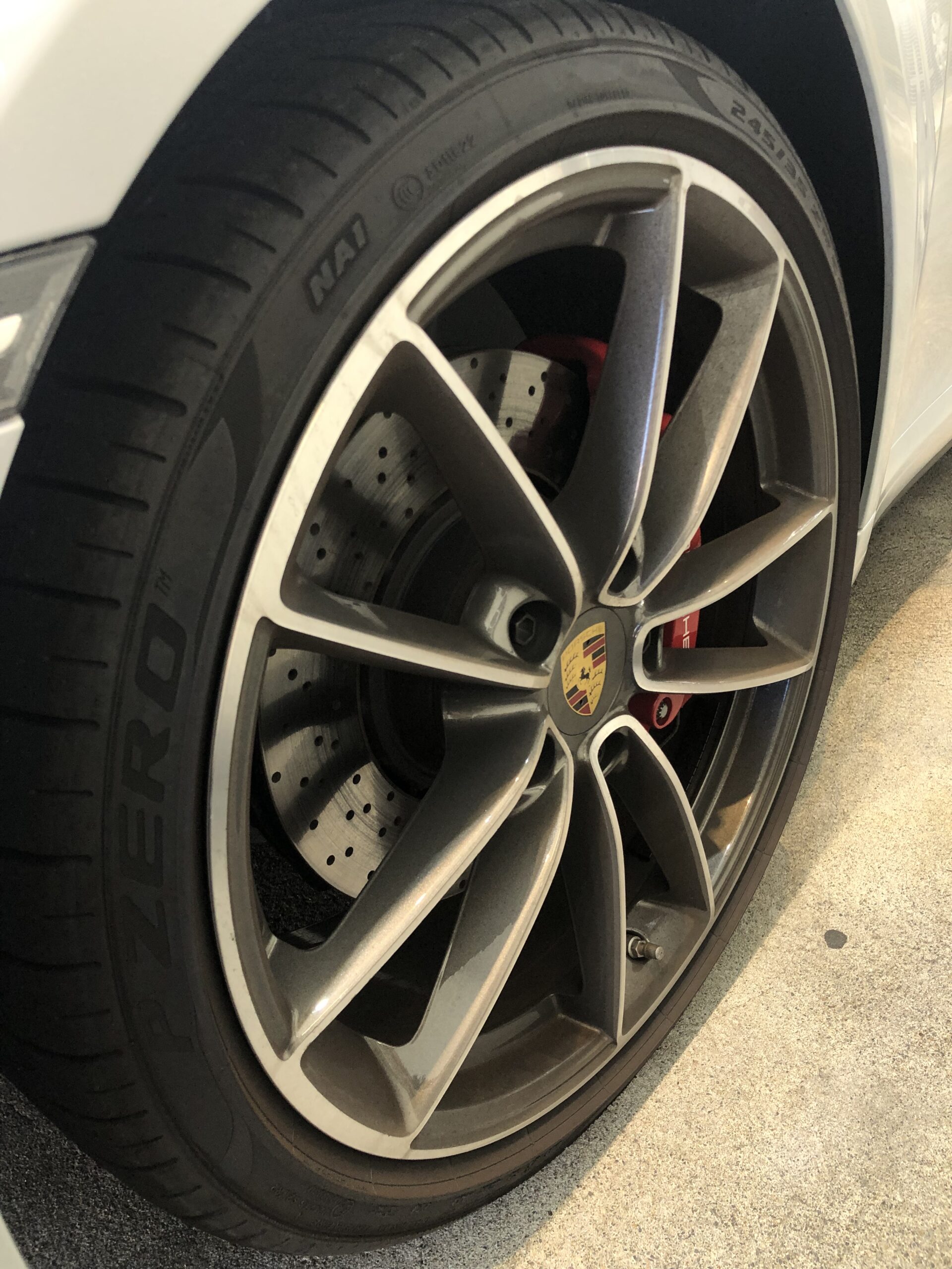 ポルシェ 911 カレラS 洗浄前のホイール ブレーキダスト
