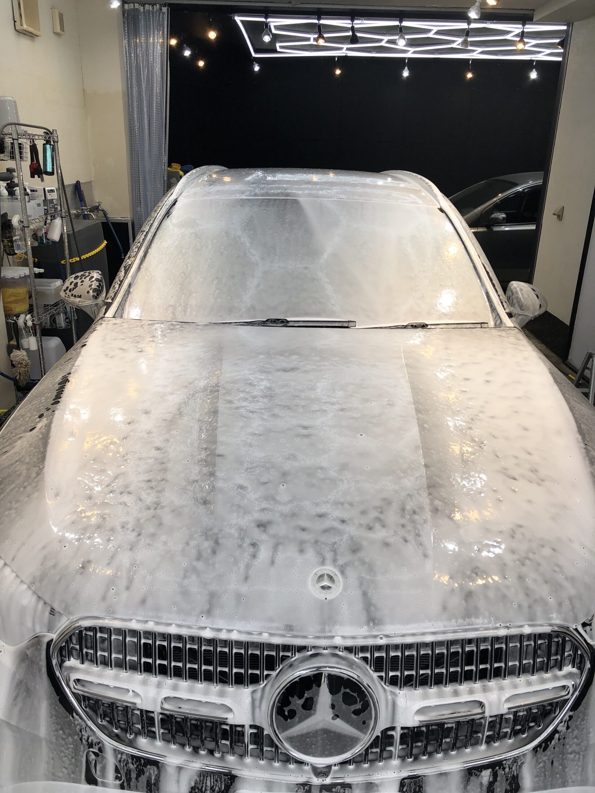 メルセデス・ベンツ GLC220d 泡洗浄